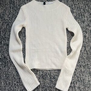 H&M White sweater